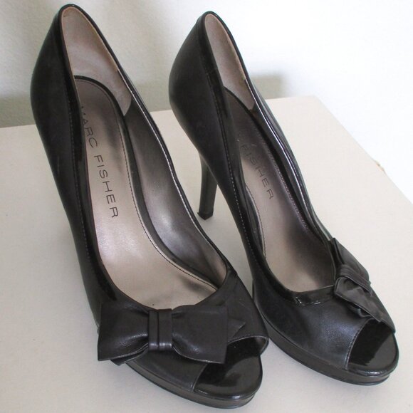 Marc Fisher Womens Black Leather .5" Platform Peep w/3.5" Heel - Size 9M - Picture 2 of 11